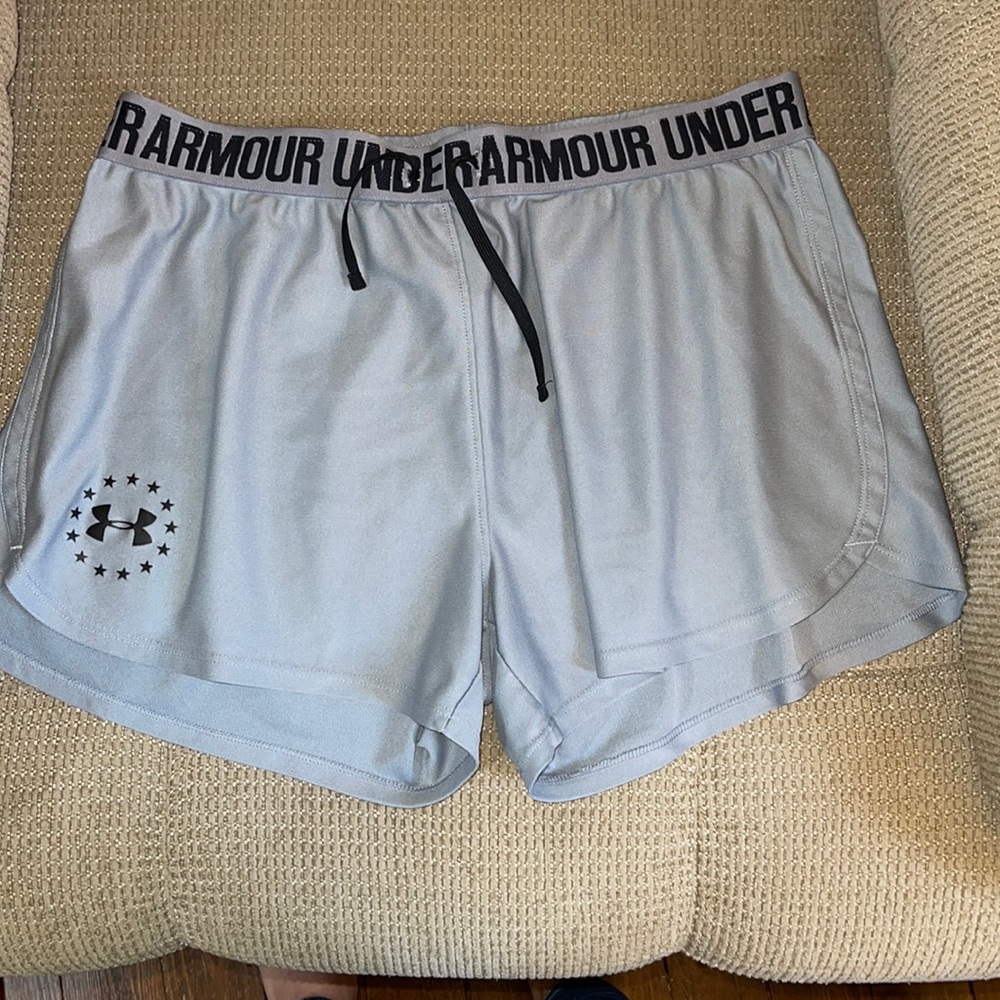 Under Armour Silver Loose Fit Heat gear Shorts